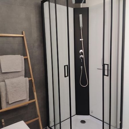 Appartement Avec Parking Prive Saumur Esterno foto