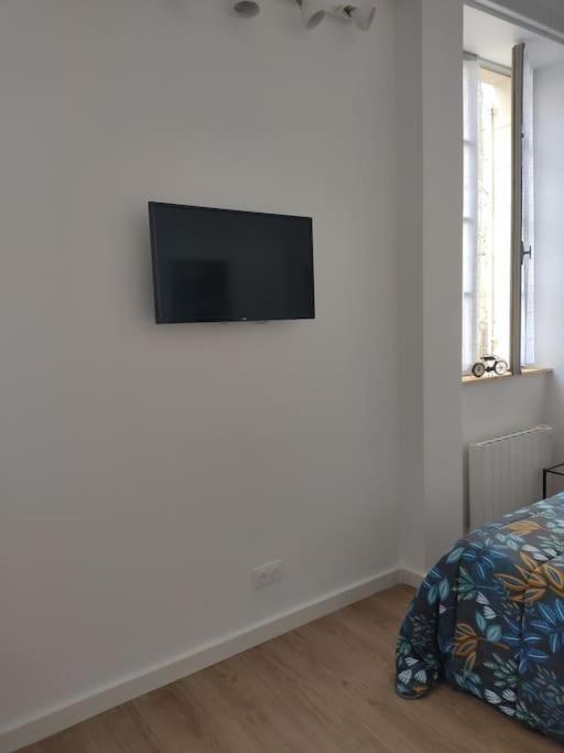 Appartement Avec Parking Prive Saumur Esterno foto