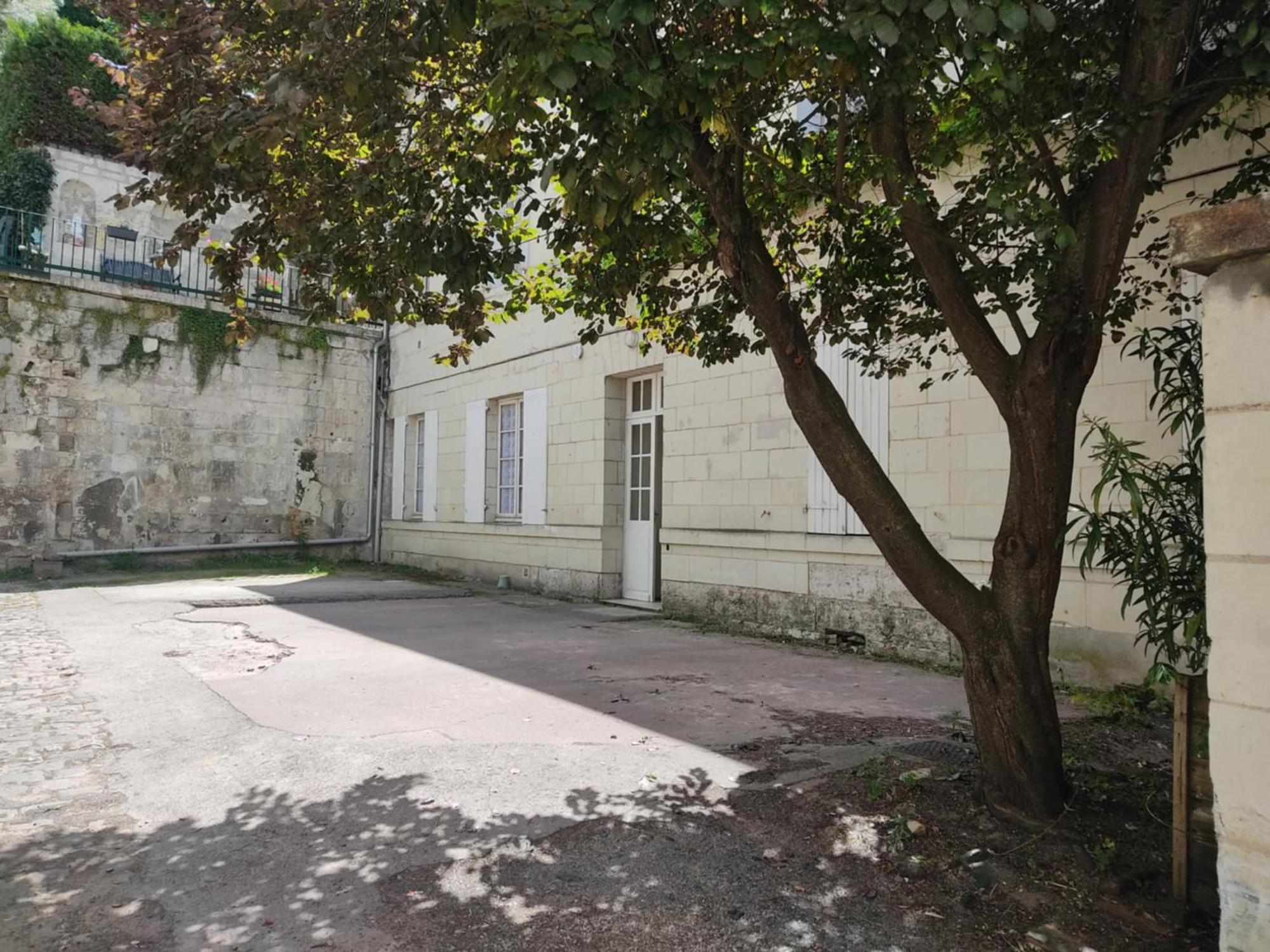 Appartement Avec Parking Prive Saumur Esterno foto